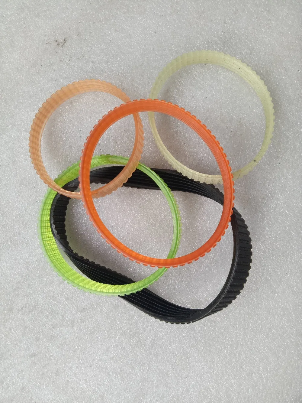 High-quality 10Pcs/lot PU Belt 245J3 Ribbed J245 9405 3PJ245 /3 ribs/ perimeter=245mm
High-quality 10Pcs/lot PU Belt 245J3 Ribbed J245 9405 3PJ245 /3 ribs/ perimeter=245mm