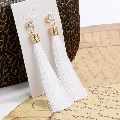 Bohemian Long Tassel Earrings Women's Fashion Earrings The European and American Fashion Ethnic Geometric Zinc Alloy Cotton
Bohemian Long Tassel Earrings Women's Fashion Earrings The European and American Fashion Ethnic Geometric Zinc Alloy Cotton