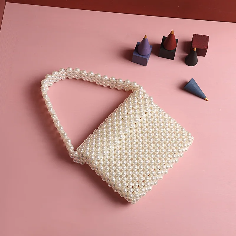New pearl bag wide vintage handmade 2019 shoulder strap clamshell cross shoulder dinner party woven beaded handbag
New pearl bag wide vintage handmade 2019 shoulder strap clamshell cross shoulder dinner party woven beaded handbag