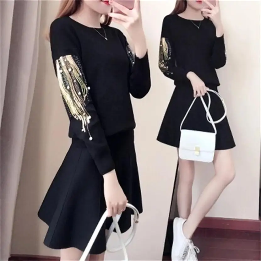 Sweater suit women New 2018 Suit Set Women's long Sleeve Stunning Sequins Knitting Tops + skirt two-piece suit women
Sweater suit women New 2018 Suit Set Women's long Sleeve Stunning Sequins Knitting Tops + skirt two-piece suit women