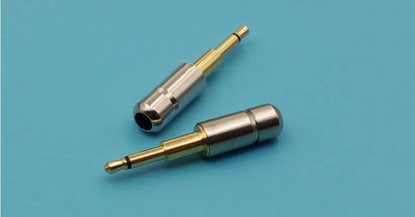Pure copper Gold - plated 2.5MM 2pole Lengthened stairs Headphone mono audio plug 4pcs
Pure copper Gold - plated 2.5MM 2pole Lengthened stairs Headphone mono audio plug 4pcs