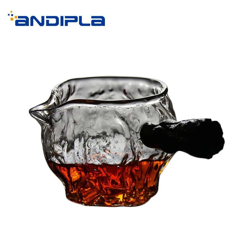 200ML Creative Transparent Heat Resistant Thicker Glass Fair Cup Pure Wooden Handle Handmade Unique Texture Public Tea Cup Mug
200ML Creative Transparent Heat Resistant Thicker Glass Fair Cup Pure Wooden Handle Handmade Unique Texture Public Tea Cup Mug