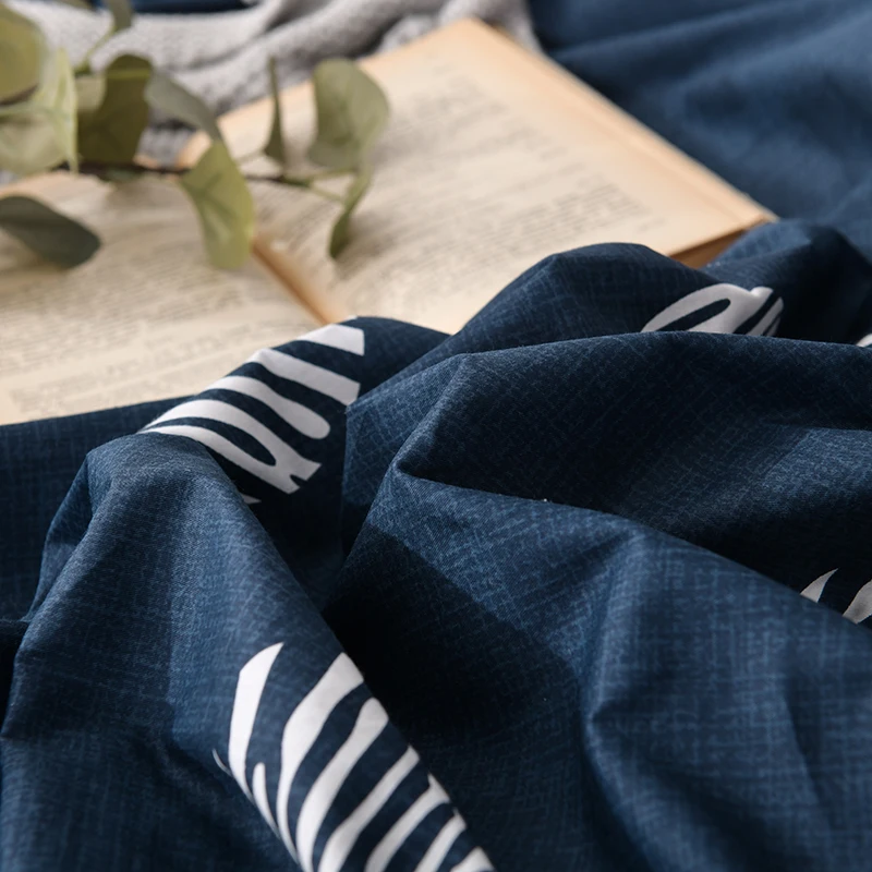 Blue flowers Bedding Sets 3/4pcs Geometric Pattern Bed Linen Duvet Cover Bed Sheet/fitted sheet Pillowcases Cover Set
Blue flowers Bedding Sets 3/4pcs Geometric Pattern Bed Linen Duvet Cover Bed Sheet/fitted sheet Pillowcases Cover Set