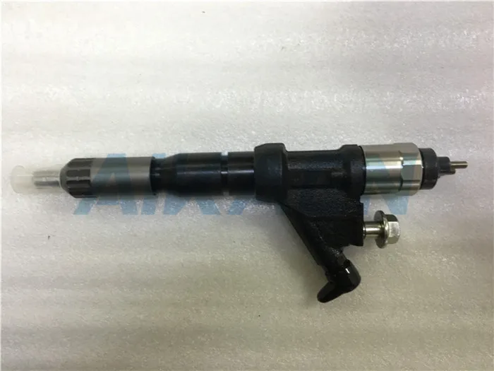 095000-5225 (23670-E0341) diesel common rail injector assy 095000 5225 and 5225 fuel injection replacements 0950005225
095000-5225 (23670-E0341) diesel common rail injector assy 095000 5225 and 5225 fuel injection replacements 0950005225