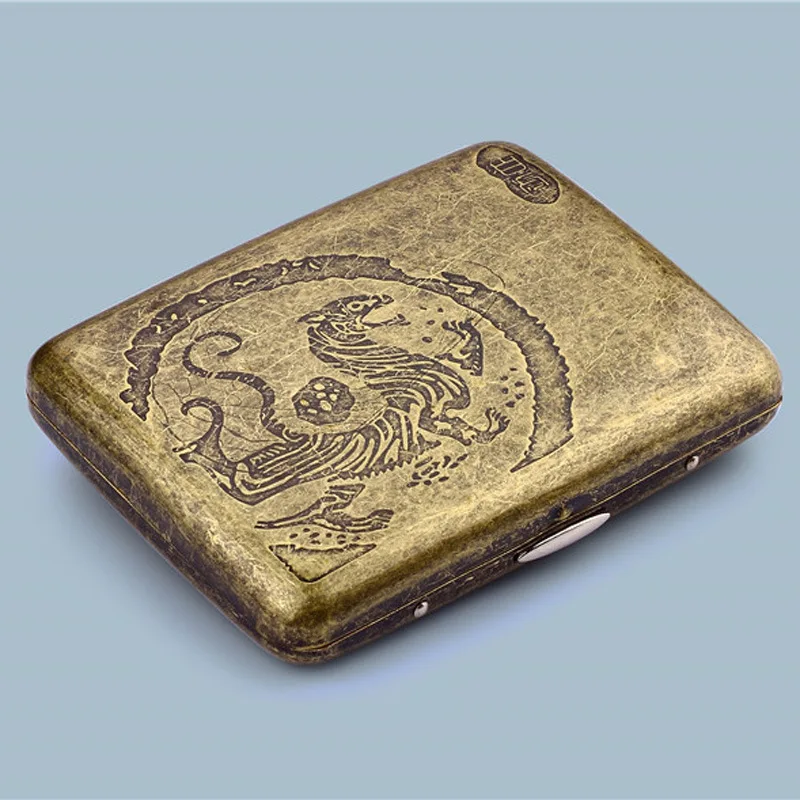 New Metal Alloy Cigarette Case Can Put 20 Cigarettes Aluminium Alloy Cigarette Box
New Metal Alloy Cigarette Case Can Put 20 Cigarettes Aluminium Alloy Cigarette Box