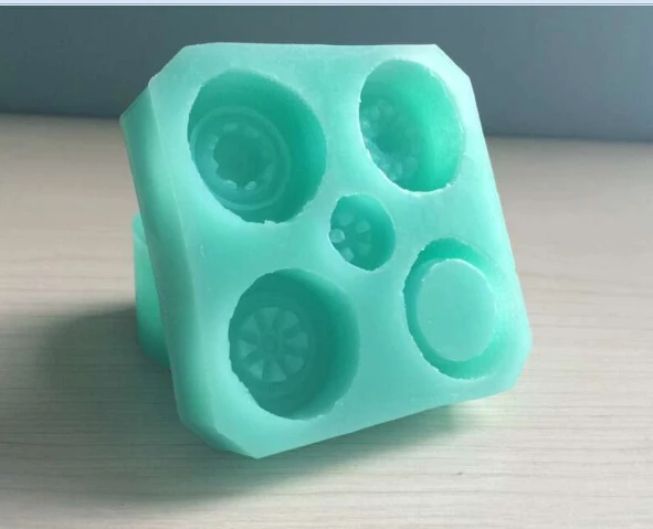 Новый стиль Бесплатная доставка fondant круглая шина силиконовая форма для мыла форма для украшения тортов мастикой
Новый стиль Бесплатная доставка fondant круглая шина силиконовая форма для мыла форма для украшения тортов мастикой