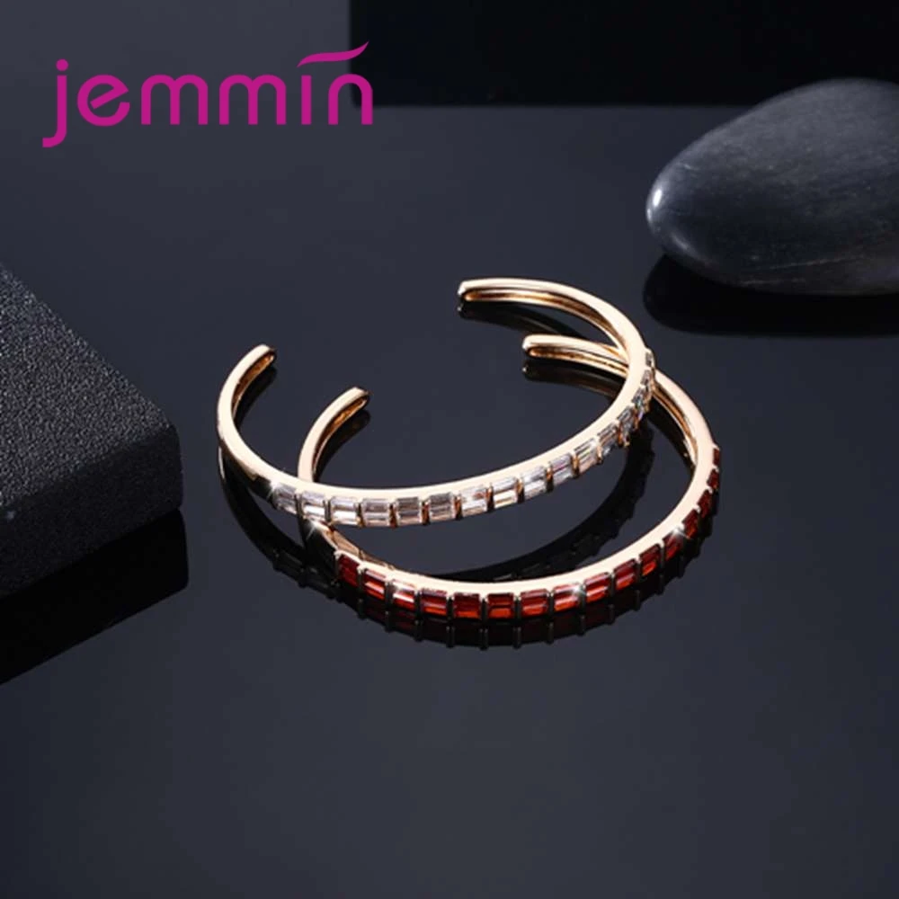 New Attractive High Quality Romantic Gold Color Cubic Zirconia Bracelets Bangles For Women Engagement Party
New Attractive High Quality Romantic Gold Color Cubic Zirconia Bracelets Bangles For Women Engagement Party