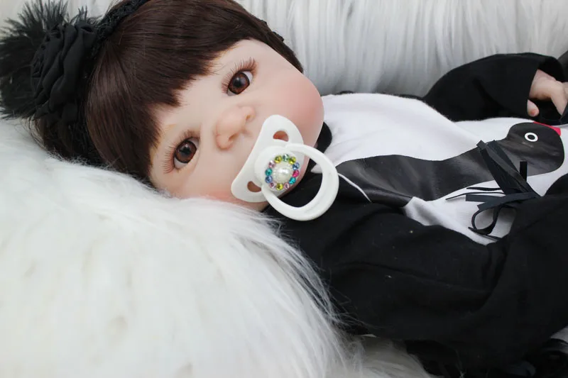 Lifelike 55cm Full Silicone Body Girl Reborn Doll Lovely Newborn Babies Birthday Gift Bathe Toy
Lifelike 55cm Full Silicone Body Girl Reborn Doll Lovely Newborn Babies Birthday Gift Bathe Toy