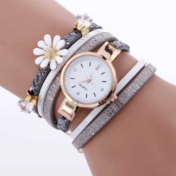 Wholesale Weave Watch Fashion Rhinestone Heart Watches Women Luxury Gold Crystal Quartz Watch For Ladies Dress Watches
Wholesale Weave Watch Fashion Rhinestone Heart Watches Women Luxury Gold Crystal Quartz Watch For Ladies Dress Watches