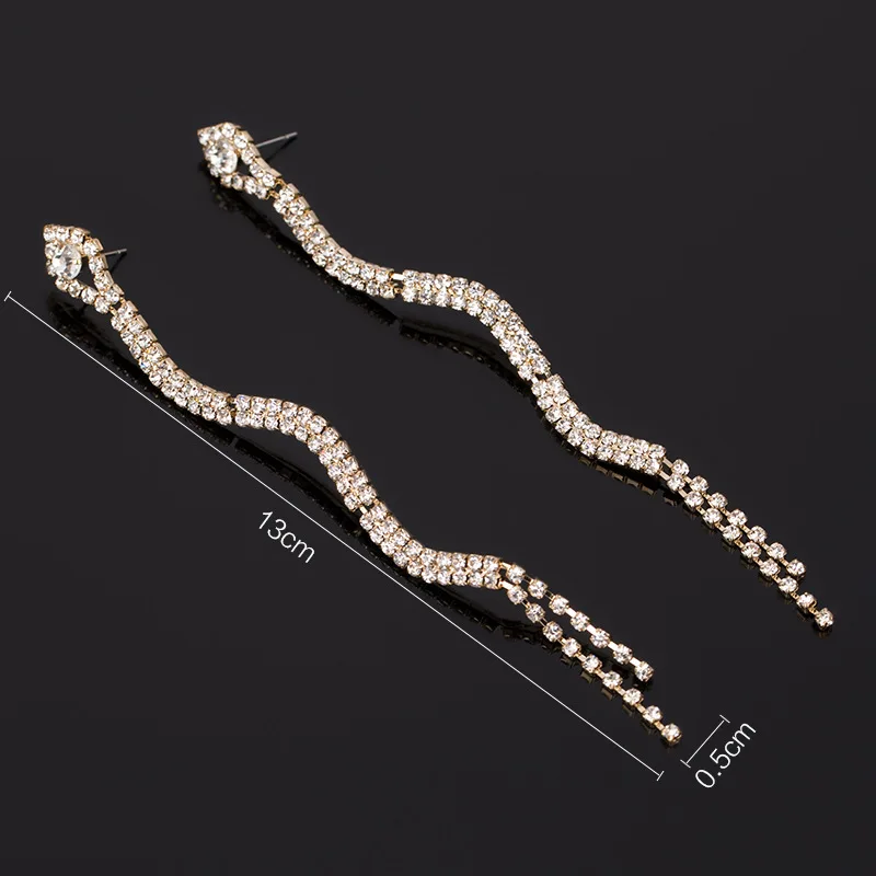 Noble Gold Crystal Tassel Earrings for Women Snake Style Long Drop Earrings 2019 Jewelry Hypoallergenic Earring
Noble Gold Crystal Tassel Earrings for Women Snake Style Long Drop Earrings 2019 Jewelry Hypoallergenic Earring