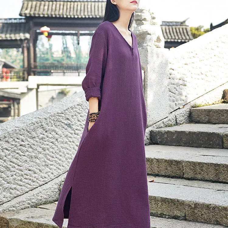 New arrival retro robe hand-made vintage one button gown cotton linen long sleeved dress long design clothing white dresses
New arrival retro robe hand-made vintage one button gown cotton linen long sleeved dress long design clothing white dresses