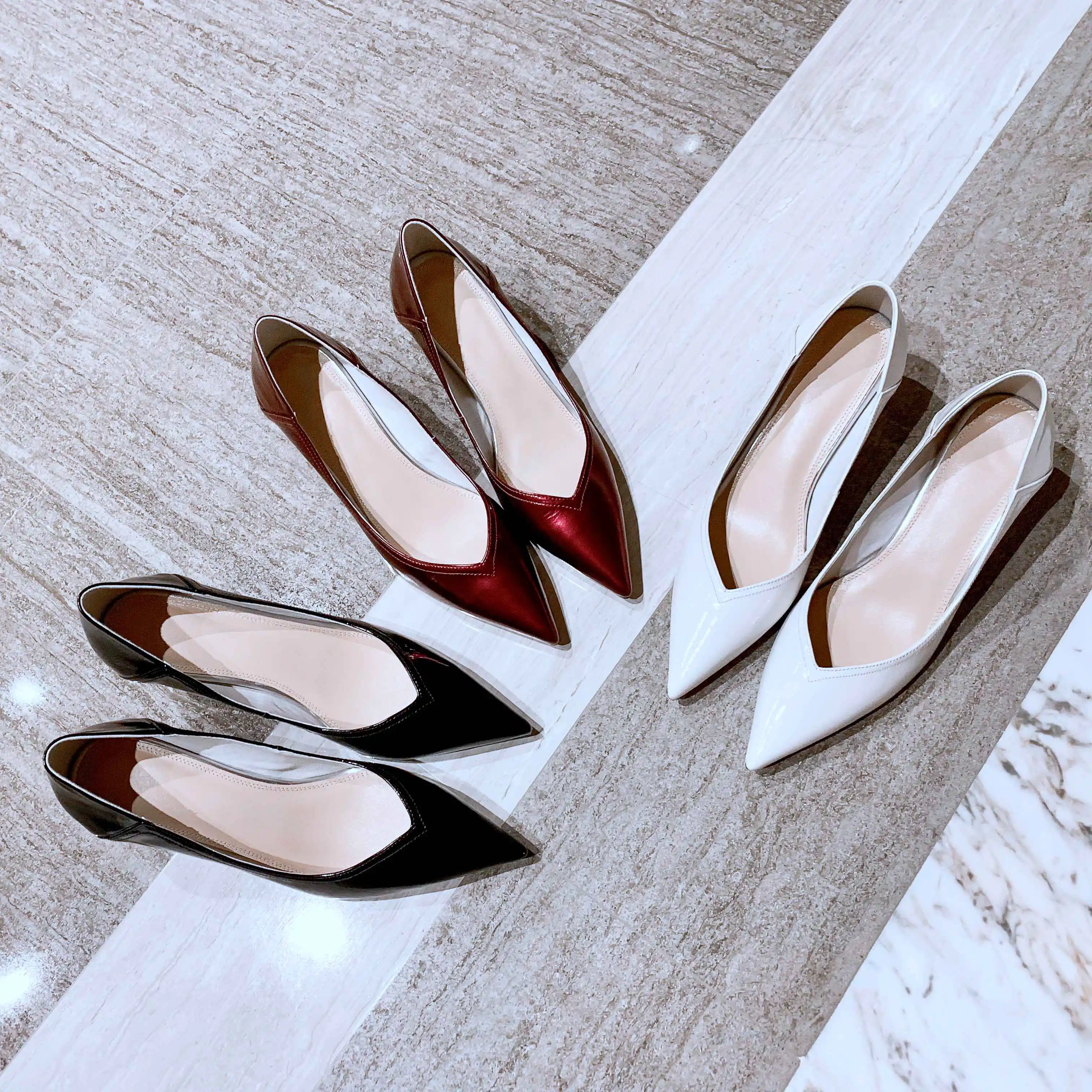 Krazing Pot European superstar solid thin med heels slip on pointed toe women pumps office lady natural leather dress shoes L7f1
Krazing Pot European superstar solid thin med heels slip on pointed toe women pumps office lady natural leather dress shoes L7f1