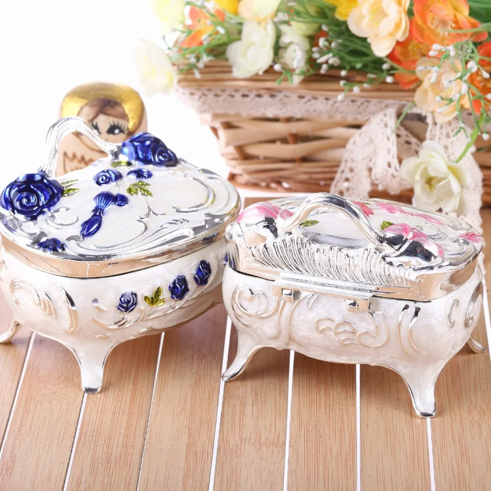 European round jewelry storage box metal toys organizer storage case ring jewelry storage boxes makeup storage mini box Z131
European round jewelry storage box metal toys organizer storage case ring jewelry storage boxes makeup storage mini box Z131