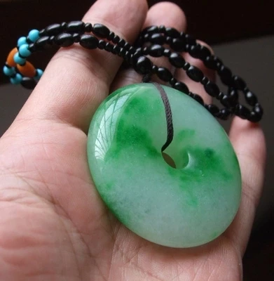 Natural JADESt pendant, carved beautiful, large doughnut Pendant Necklace, exquisite men and women
Natural JADESt pendant, carved beautiful, large doughnut Pendant Necklace, exquisite men and women