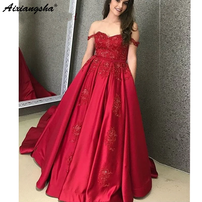 Burgundy Prom Dresses Boat Neck Long Custom Made Red Satin Lace Applique Formal Prom Gown Women vestidos de fiesta
Burgundy Prom Dresses Boat Neck Long Custom Made Red Satin Lace Applique Formal Prom Gown Women vestidos de fiesta