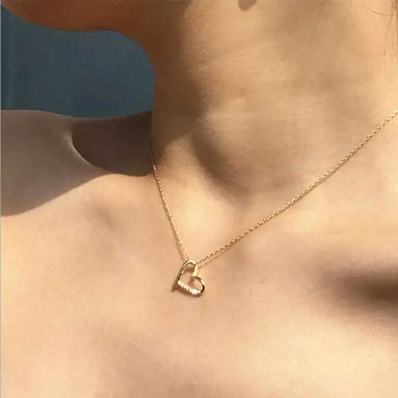 100% 925 Sterling Silver Romantic Heart to Heart Luminous CZ Pendant Necklace for Women Silver Jewelry Wedding Gift
100% 925 Sterling Silver Romantic Heart to Heart Luminous CZ Pendant Necklace for Women Silver Jewelry Wedding Gift