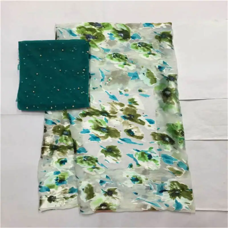 LX!High Quality African Silk Chiffon Printed Fabric 5+2 Yard For Ladies To Wear Soft And Comfortable Printed Silk Fabric! F32907
LX!High Quality African Silk Chiffon Printed Fabric 5+2 Yard For Ladies To Wear Soft And Comfortable Printed Silk Fabric! F32907