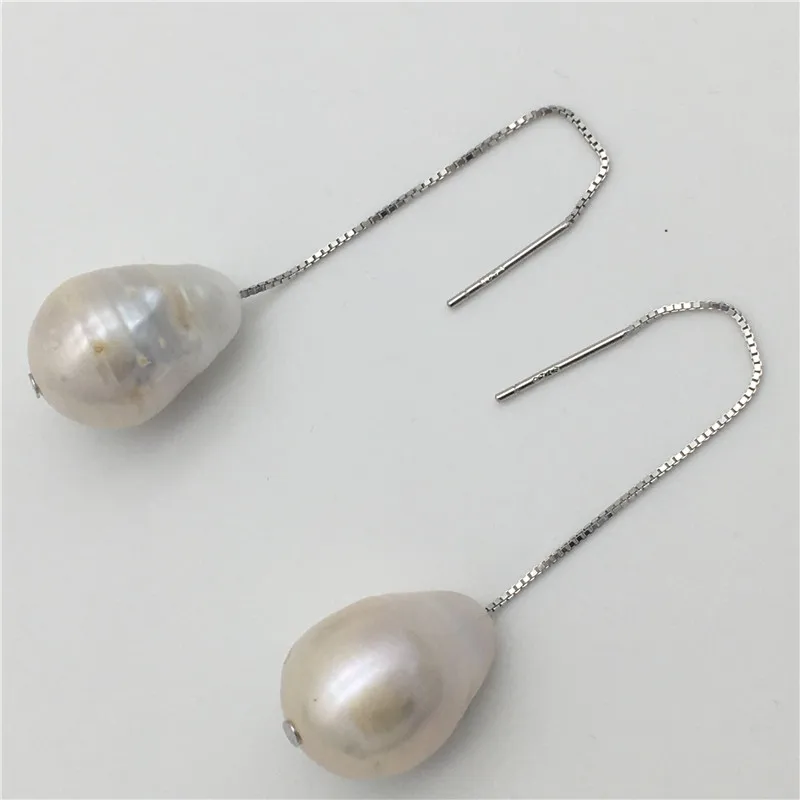 NEW Natural freshwater pearl white irregular shaped baroque about 12 x16mm Tibetan silver earrings
NEW Natural freshwater pearl white irregular shaped baroque about 12 x16mm Tibetan silver earrings