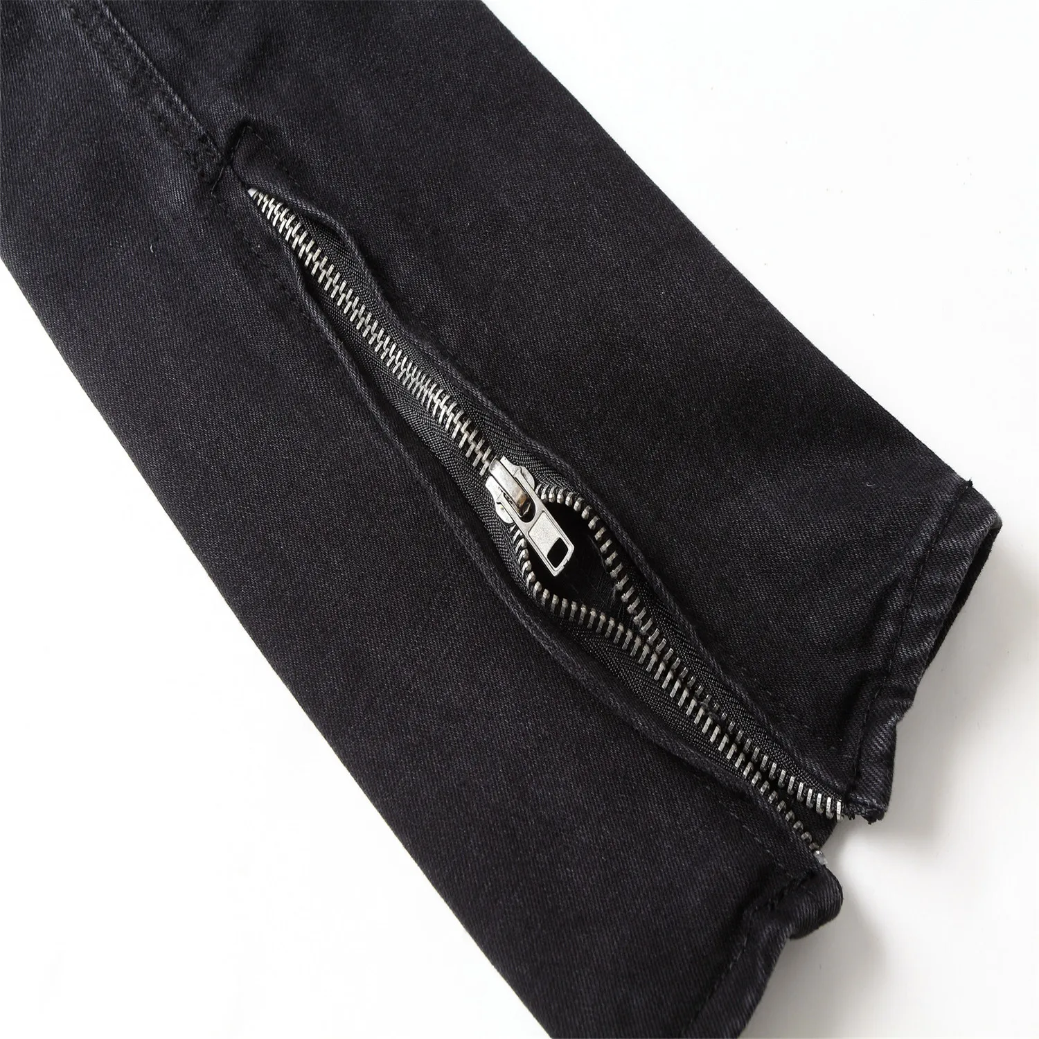 Skinny Jeans for Men's Fashion Retro Ripped Elasticity Slim Streetwear Jeans Male Personality Denim Trousers
Skinny Jeans for Men's Fashion Retro Ripped Elasticity Slim Streetwear Jeans Male Personality Denim Trousers