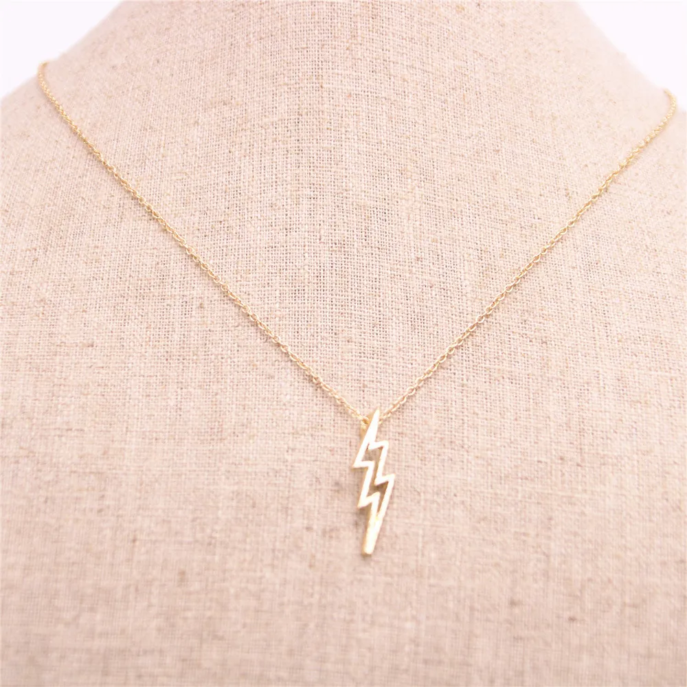 Trendy Hollow out lightning pendant necklace Natural landscape pendant necklace designed for women
Trendy Hollow out lightning pendant necklace Natural landscape pendant necklace designed for women