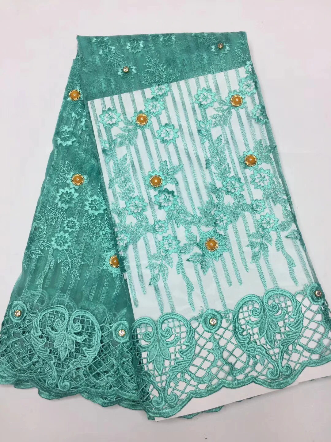 2018 New style French net lace fabric beaded 3D flower African tulle mesh lace fabric high quality african lace fabric LD2398
2018 New style French net lace fabric beaded 3D flower African tulle mesh lace fabric high quality african lace fabric LD2398