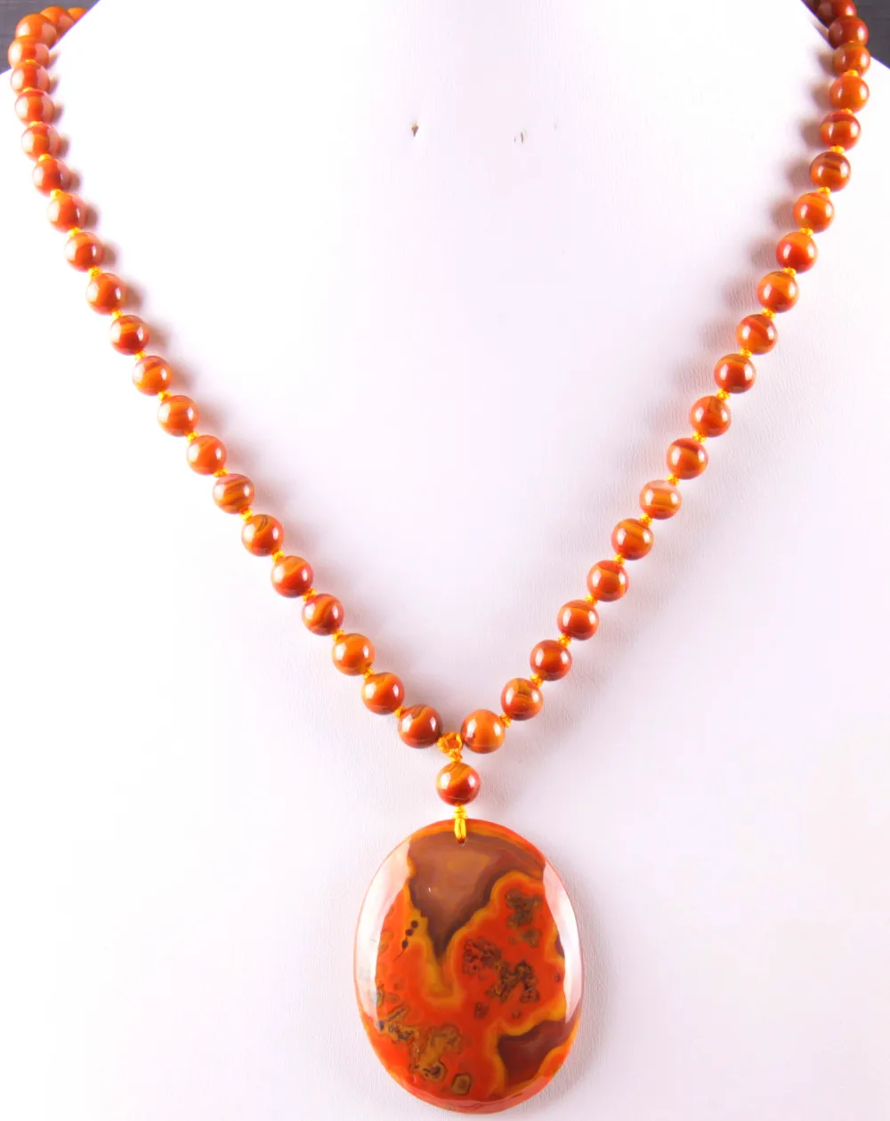 New Fashion 100% Natural Red Veins Onyx Beads Necklace Pendant Free Shipping Q001
New Fashion 100% Natural Red Veins Onyx Beads Necklace Pendant Free Shipping Q001