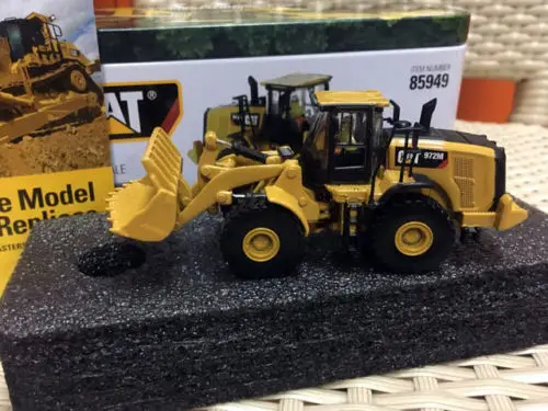 Бренд DieCast Masters, Caterpillar, CAT, 972M, колесный погрузчик, HO Scale, #85949
Бренд DieCast Masters, Caterpillar, CAT, 972M, колесный погрузчик, HO Scale, #85949
