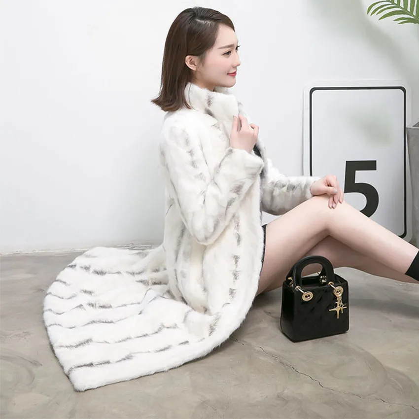 New 2019 autumn winter natural mink fur coat women stand collar 90 cm length outerwear fashion real fur jacket plus size M -6XL
New 2019 autumn winter natural mink fur coat women stand collar 90 cm length outerwear fashion real fur jacket plus size M -6XL