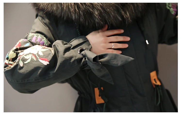 Real fox fur collar cotton coat women 2018 winter fashion Korean embroidery large size down cotton thicken jacket outwear L1495
Real fox fur collar cotton coat women 2018 winter fashion Korean embroidery large size down cotton thicken jacket outwear L1495