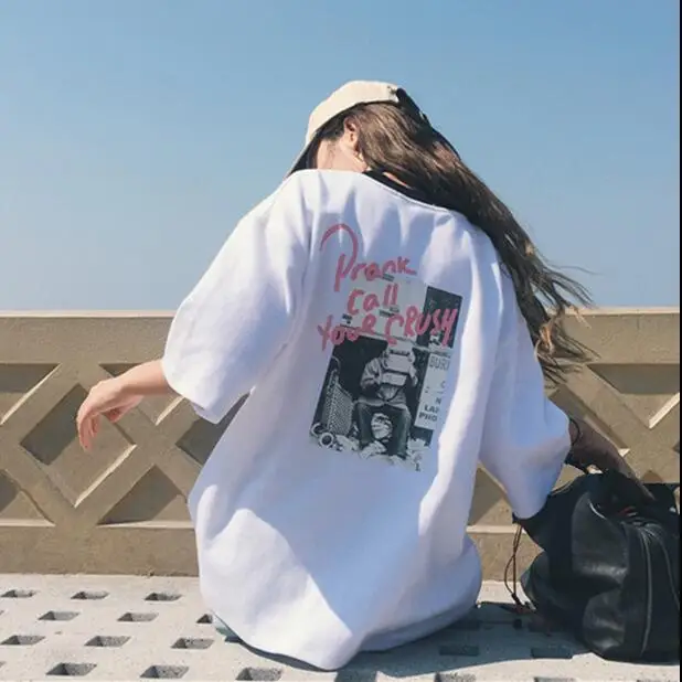 Tee Shirts Femme 2019 Korean Style Tshirt Summer Harajuku Letters Printed Half Sleeve T-shirt Women Casual Loose T-shirts Tops
Tee Shirts Femme 2019 Korean Style Tshirt Summer Harajuku Letters Printed Half Sleeve T-shirt Women Casual Loose T-shirts Tops