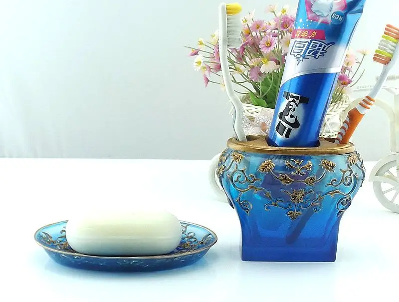 Blue Resin Bathroom Accessories Sets/soap holder/soap dispenser /Toothpaste Holders/Bathroom Tumblers/Bathroom Para Accessory
Blue Resin Bathroom Accessories Sets/soap holder/soap dispenser /Toothpaste Holders/Bathroom Tumblers/Bathroom Para Accessory