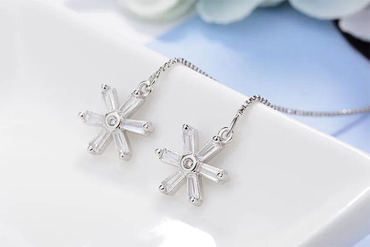 TJP Trendy Crystal Ice Flower Long Tassel Earrings For Women Wedding Party Fashion 925 Silver Pearl Earrings Jewelry Girl Bijou
TJP Trendy Crystal Ice Flower Long Tassel Earrings For Women Wedding Party Fashion 925 Silver Pearl Earrings Jewelry Girl Bijou