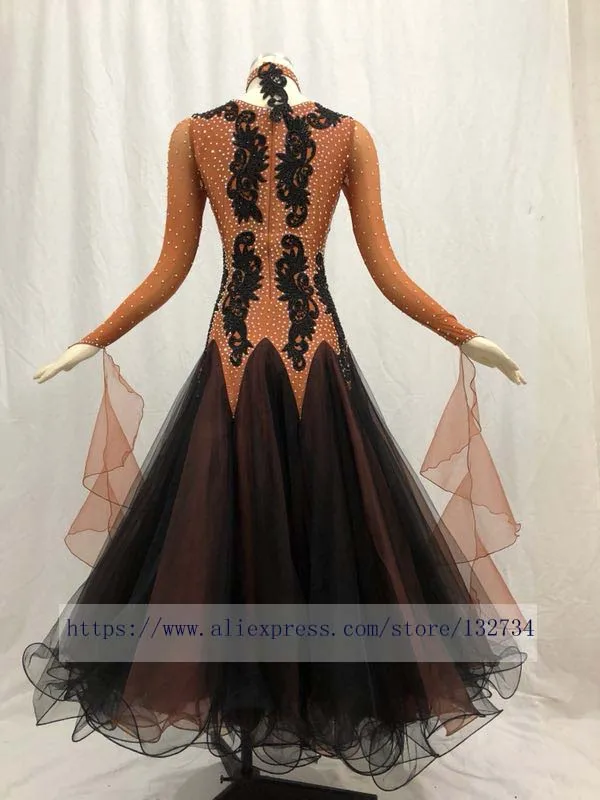 Customer custom-made ballroom dress Moderne Waltz Standaard Concurrentie Strass Jurk. . sociale dance dress
Customer custom-made ballroom dress Moderne Waltz Standaard Concurrentie Strass Jurk. . sociale dance dress