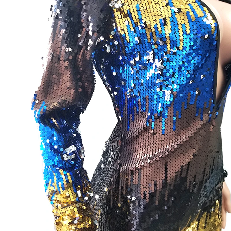 Colorful Sequins Deep V Neck Playsuit Women Sexy Sheath Long Sleeve Shorts Jumpsuit for Night Club Party Fashion Rompers
Colorful Sequins Deep V Neck Playsuit Women Sexy Sheath Long Sleeve Shorts Jumpsuit for Night Club Party Fashion Rompers