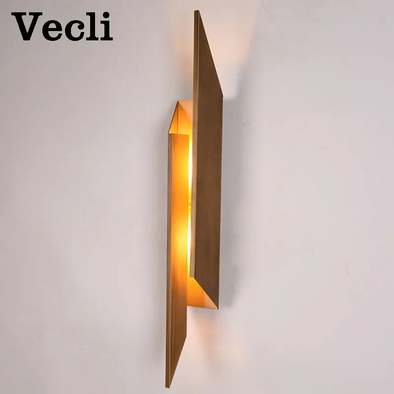 Modern Simple Wrought Iron Sconce Light LED 10W Wood Color Wall Lamp for Bedroom Bedside Living Room Staircase Background Wall
Modern Simple Wrought Iron Sconce Light LED 10W Wood Color Wall Lamp for Bedroom Bedside Living Room Staircase Background Wall
