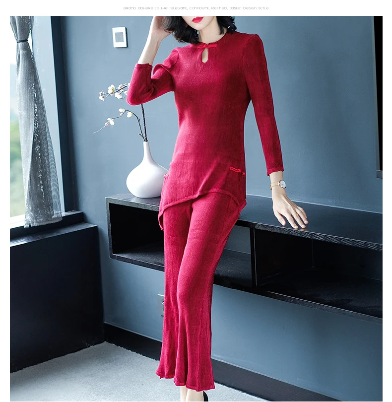 Miyake Fashion fold Beaded Mesh Hollow Wide Leg Pants Pleated Set Thin Nine Pants Two Piece Set IN STOCK
Miyake Fashion fold Beaded Mesh Hollow Wide Leg Pants Pleated Set Thin Nine Pants Two Piece Set IN STOCK