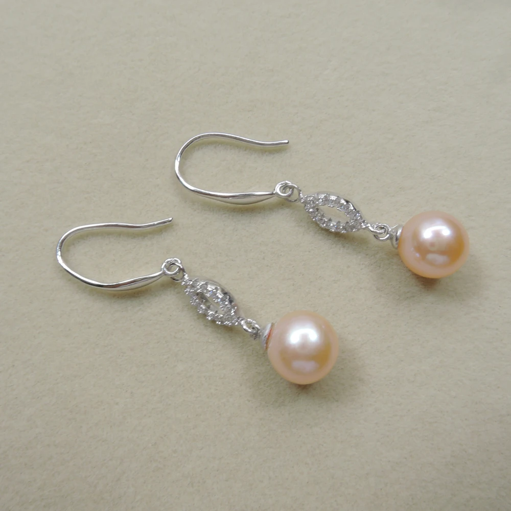 100% nature freshwater pearl earring , AAAAA perfect round pearl , 100% 925 silver hook
100% nature freshwater pearl earring , AAAAA perfect round pearl , 100% 925 silver hook