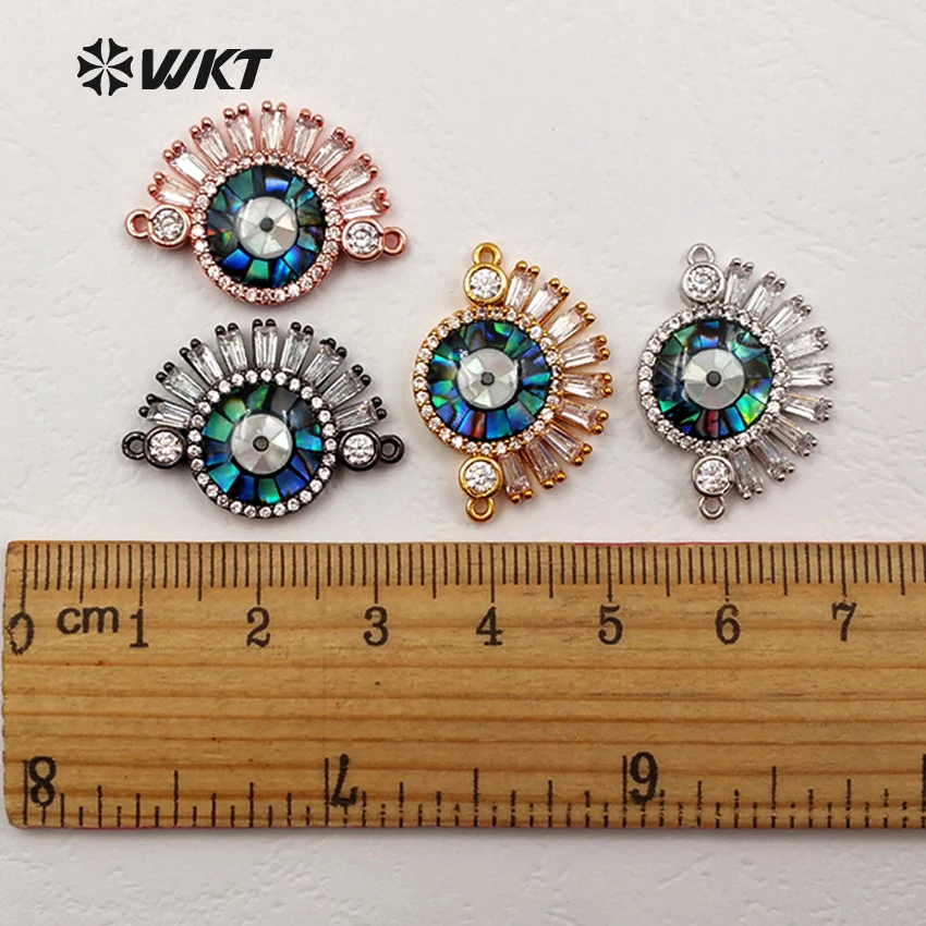 WT-MC252 WKT Cubic Zirconia Micro Pave Bracelets Connector Cool Indian Style Big Eye Silver Plated Fashion Connector for Women
WT-MC252 WKT Cubic Zirconia Micro Pave Bracelets Connector Cool Indian Style Big Eye Silver Plated Fashion Connector for Women