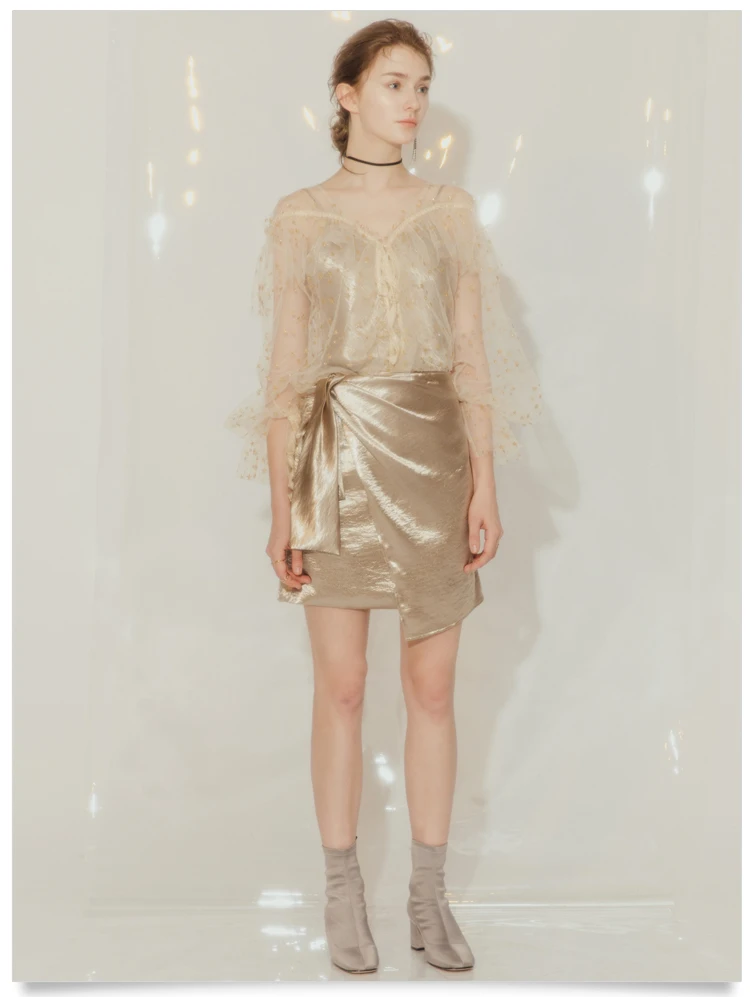 Guesod 20188 Spring Summer Women Set Gentle Star Voile Chiffon Top+Stain Bandage Bow Skirt Set Star Blouse+Bud Skirt Suit
Guesod 20188 Spring Summer Women Set Gentle Star Voile Chiffon Top+Stain Bandage Bow Skirt Set Star Blouse+Bud Skirt Suit