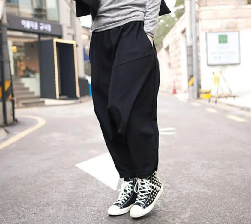 27--42 HOT / Sping Men's New Fashion Personalized custom large size Fork Across Irregular Splicing Foot Leisure Pants
27--42 HOT / Sping Men's New Fashion Personalized custom large size Fork Across Irregular Splicing Foot Leisure Pants