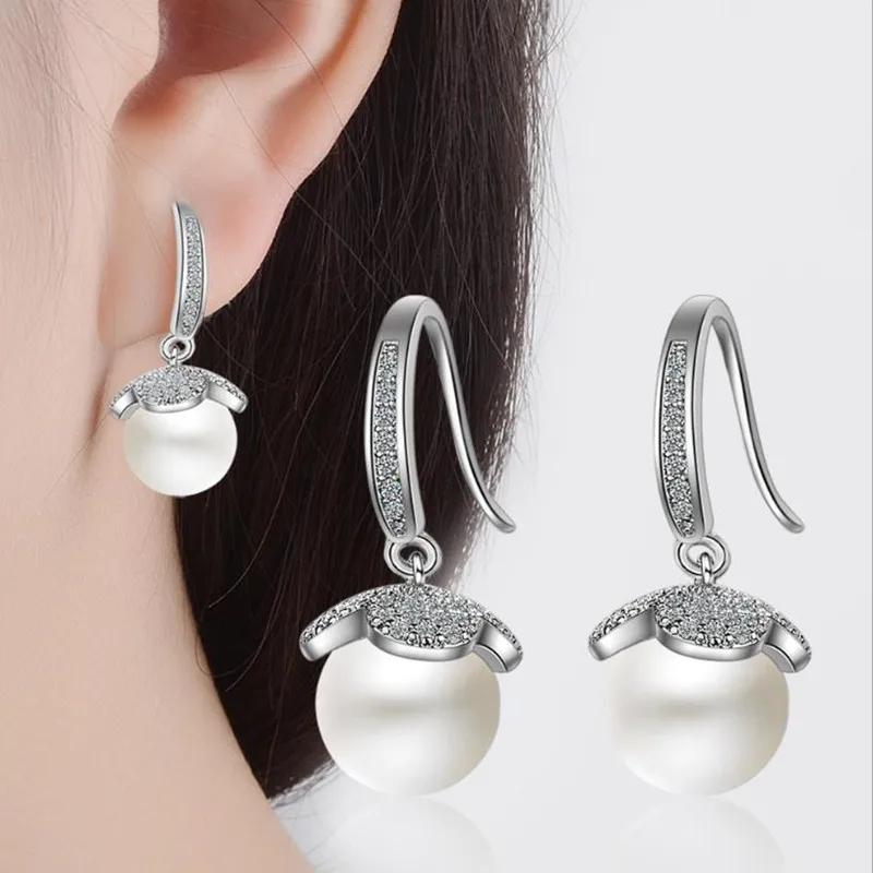 Exquisite Pearl Crystal Stones Female Long Earrings Jewelry Fashion Silver Plated Earrings For Women Wedding Party Accessories
Exquisite Pearl Crystal Stones Female Long Earrings Jewelry Fashion Silver Plated Earrings For Women Wedding Party Accessories