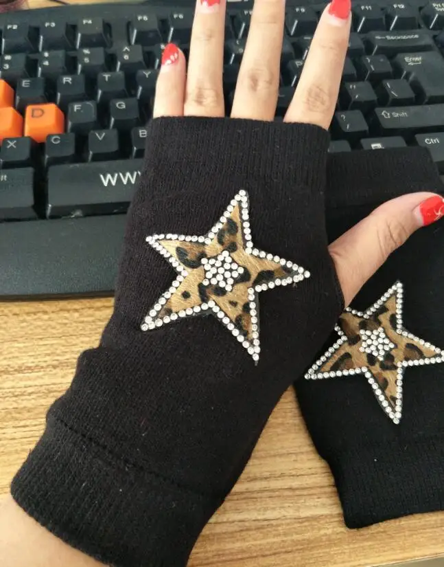 Autumn and winter women's fashion black color knitted fingerless gloves lady's sexy driving gloves girls winter warm mittens 028
Autumn and winter women's fashion black color knitted fingerless gloves lady's sexy driving gloves girls winter warm mittens 028