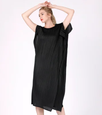 HOT SELLING summer miyake pleated one-piece dress medium-long o-neck batwing sleeve asymmetrical loose dress IN STOCK
HOT SELLING summer miyake pleated one-piece dress medium-long o-neck batwing sleeve asymmetrical loose dress IN STOCK