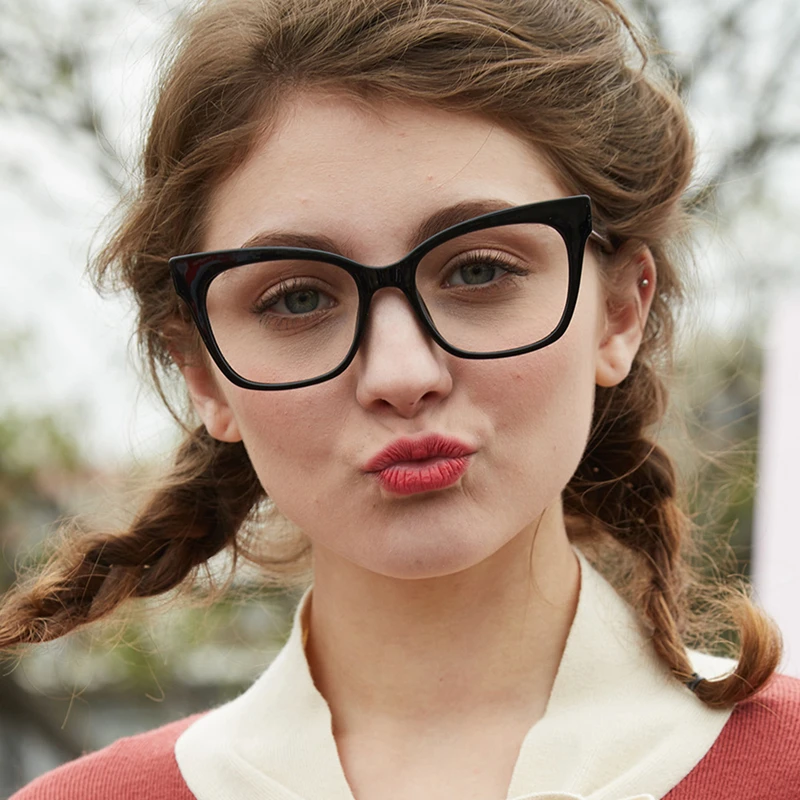 2018 Women Fashion Cat Butterfly Small Square Eye Glasses Frame with Clear Lens Eyeglasses Frames Eyewear Oculos De Grau Armacao
2018 Women Fashion Cat Butterfly Small Square Eye Glasses Frame with Clear Lens Eyeglasses Frames Eyewear Oculos De Grau Armacao