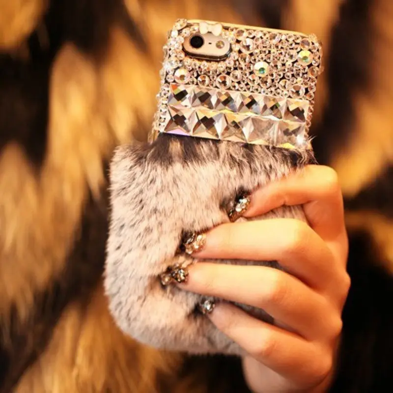 Luxury Bling Crystal Diamond Luxury Rabbit Fur Furry Warm Case Cover For Samsung S20 S21 S10 S9 S8 Plus Note 20 10 9 8 5 case
Luxury Bling Crystal Diamond Luxury Rabbit Fur Furry Warm Case Cover For Samsung S20 S21 S10 S9 S8 Plus Note 20 10 9 8 5 case
