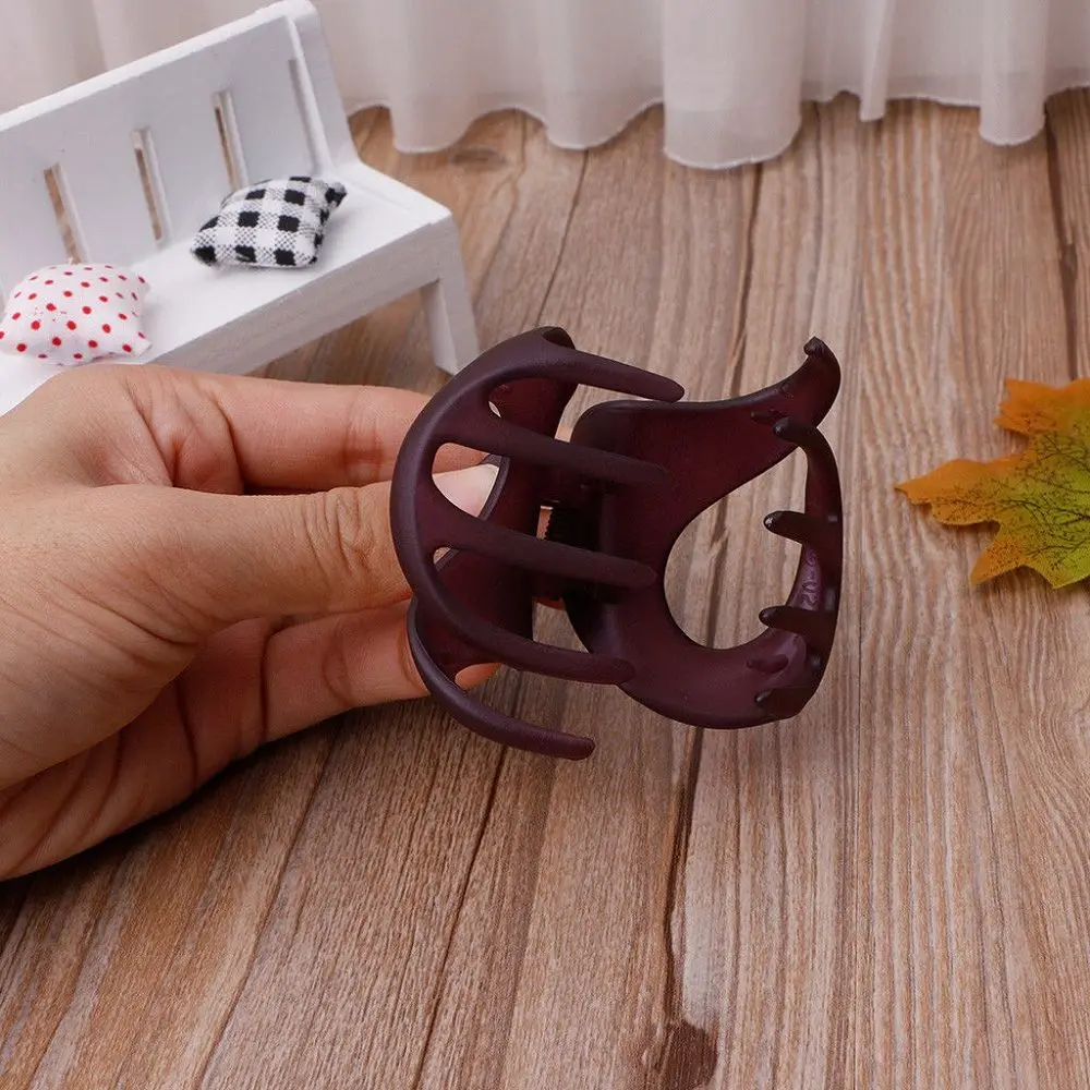 Korean Style Women Lady Hair Claw Acrylic Hair Clips Barrette Crab Clamp Hair Pins Ornaments Hair Accessories accessori capelli
Korean Style Women Lady Hair Claw Acrylic Hair Clips Barrette Crab Clamp Hair Pins Ornaments Hair Accessories accessori capelli