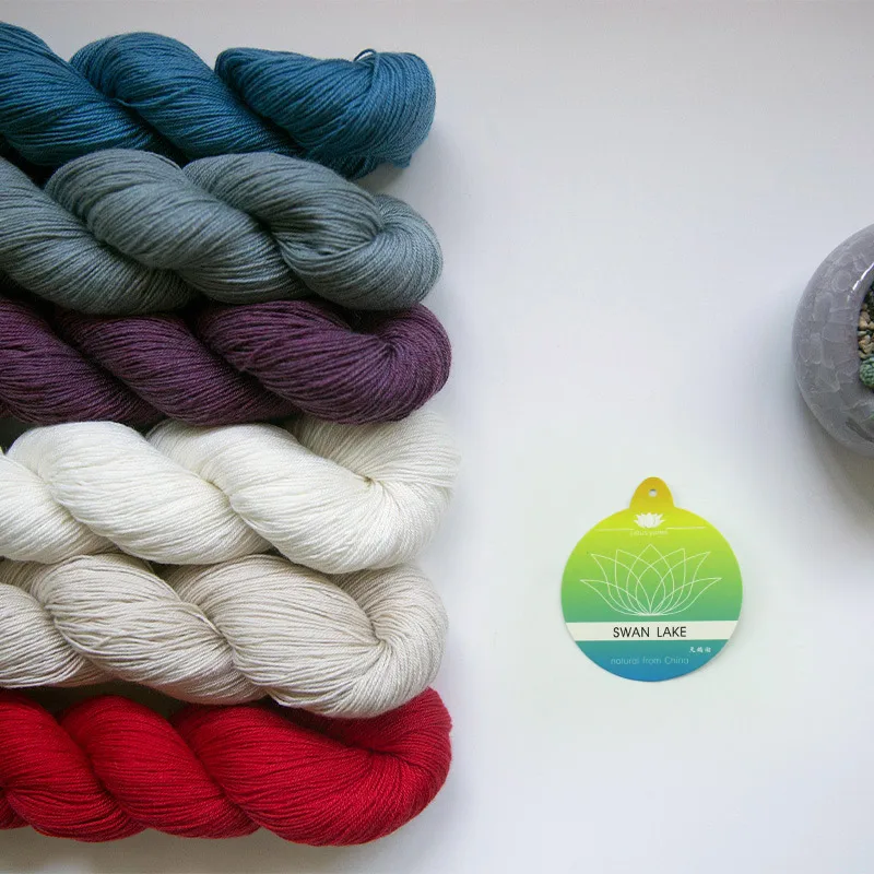 1 KG high quality cashmere blended yarn weaving loom DIY knitting crochet weaving arts craft
1 KG high quality cashmere blended yarn weaving loom DIY knitting crochet weaving arts craft