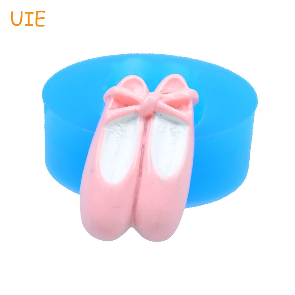FYL268U 22.5mm Ballet Shoes Silicone Mold - Fondant, Cake Topper, Chocolate, Icing, Cookie Biscuit, Resin, Gum Paste, Food Safe
FYL268U 22.5mm Ballet Shoes Silicone Mold - Fondant, Cake Topper, Chocolate, Icing, Cookie Biscuit, Resin, Gum Paste, Food Safe