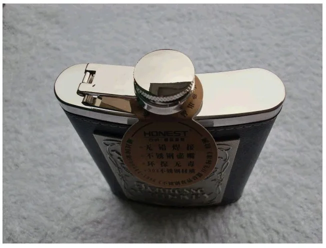 Whiskey flagon 304 Stainless Steel Hip Flasks 8oz Alcohol Flagon PU Leather wine pot pocket metal jug Flask Liquor Drinkware
Whiskey flagon 304 Stainless Steel Hip Flasks 8oz Alcohol Flagon PU Leather wine pot pocket metal jug Flask Liquor Drinkware