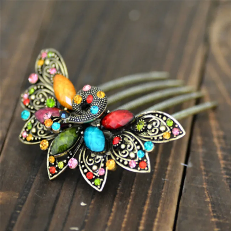 

Beautiful Peacock Hair Combs Top Hair Jewelry Gifts Gold Metal Hairpin Resin Crystal Vintage Hair Clip Wedding Hair Accessories